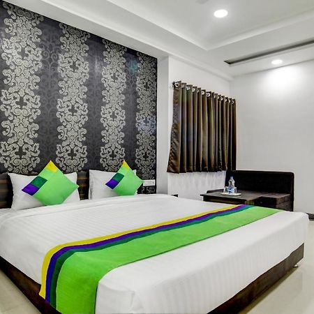 Treebo Grand Euro Pipliyahana Square Indore Exterior photo